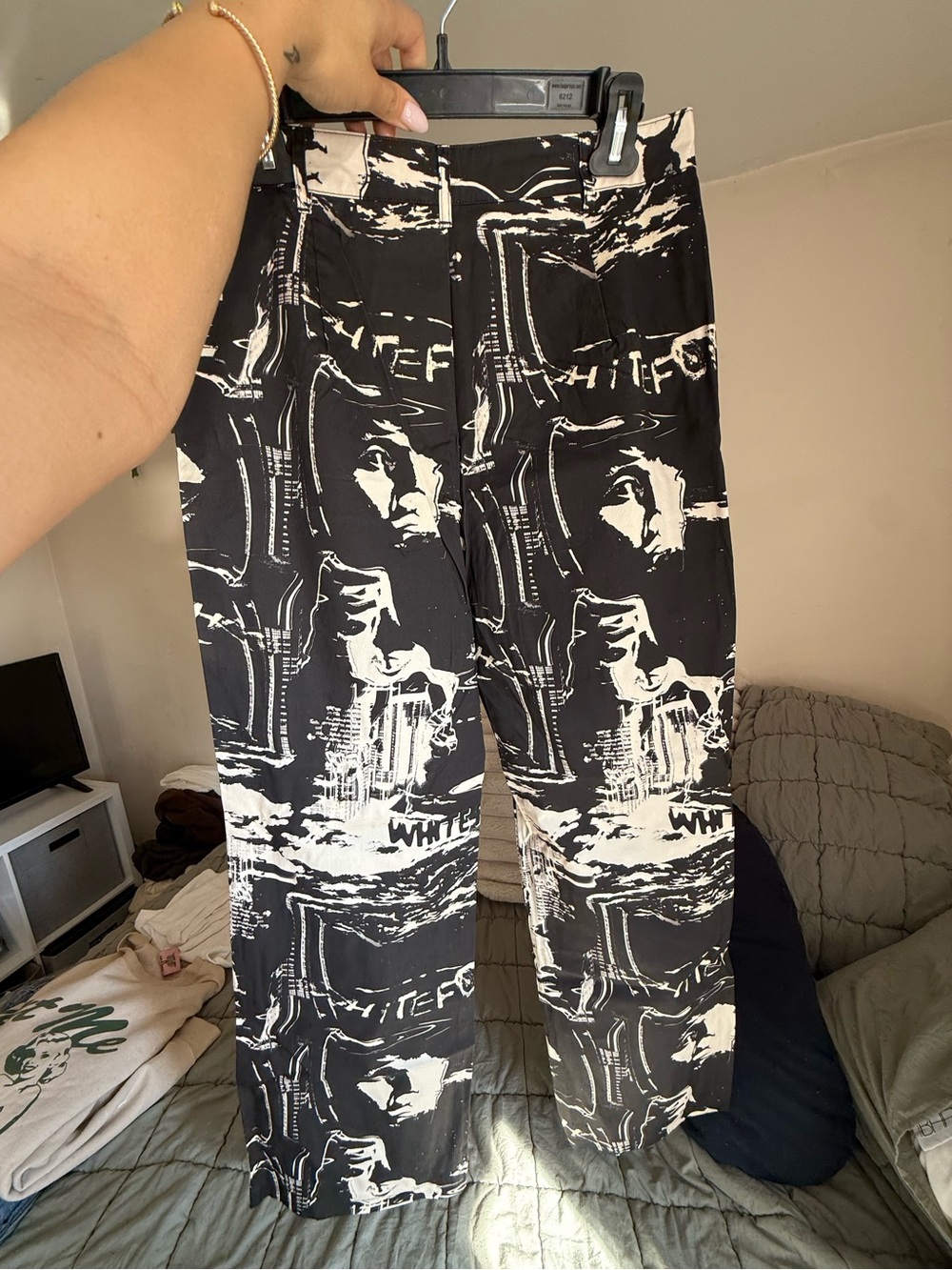 Black Graphic Pants White Fox Boutique - Picture 3 of 5